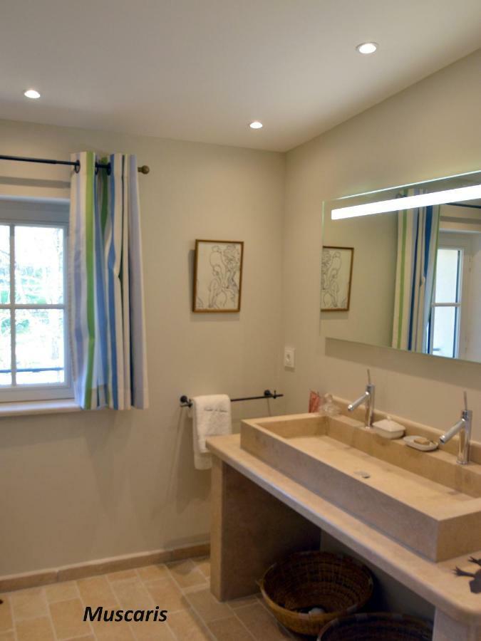 La Bastide Des Enqueses Hotel Lorgues Quarto foto